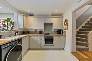 Kitchen- click for photo gallery